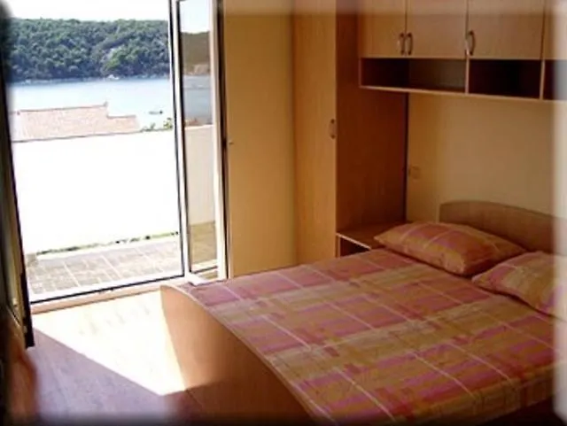 Apartment In Kampor With Sea View, Terrace, Air Conditioning, Wi-Fi