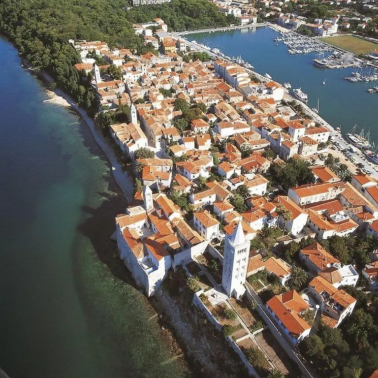 Apartment In Kampor With Sea View, Terrace, Air Conditioning, Wi-Fi