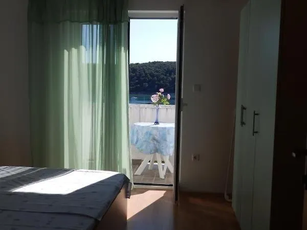 Apartment In Kampor With Sea View, Terrace, Air Conditioning, Wi-Fi